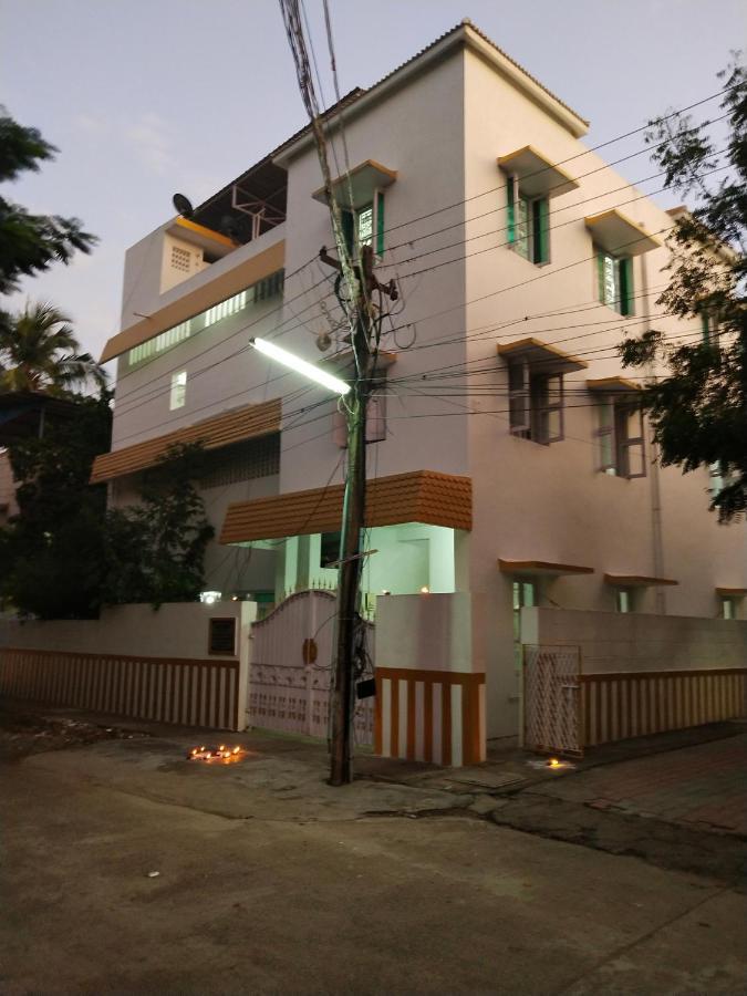 Mayurapriya Inn Chennai Exterior photo